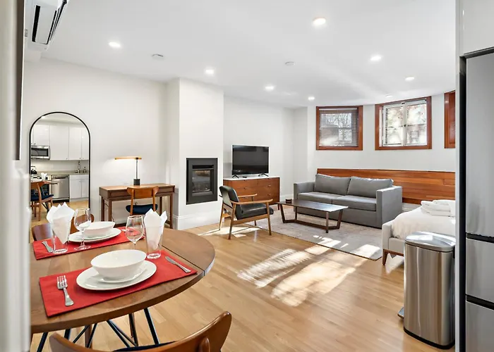 Charlesgate Suites